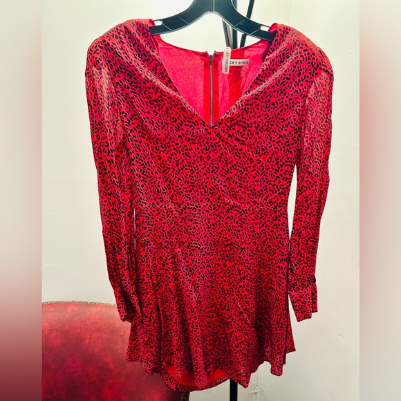 Alice + Olivia Red Animal Print Long Sleeve Mini Dress Size 4 - Picture 2 of 8